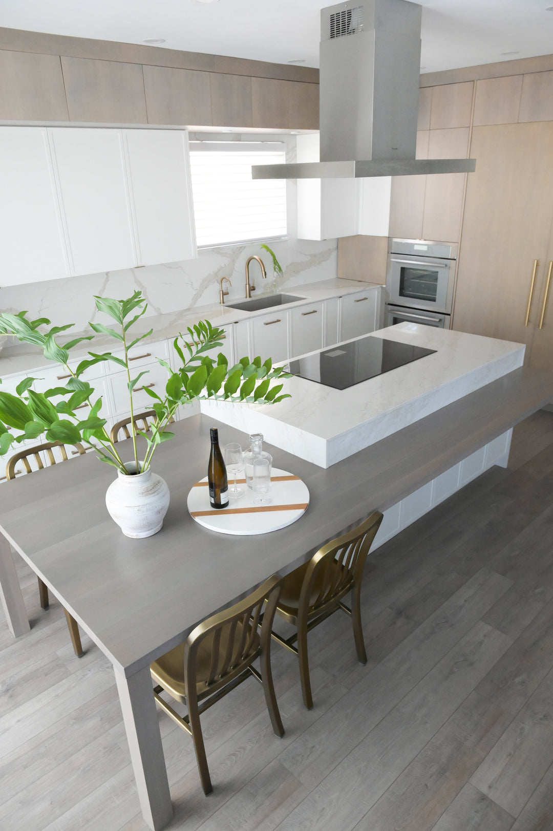 2023 - WHITE OAK (STEVESTON)