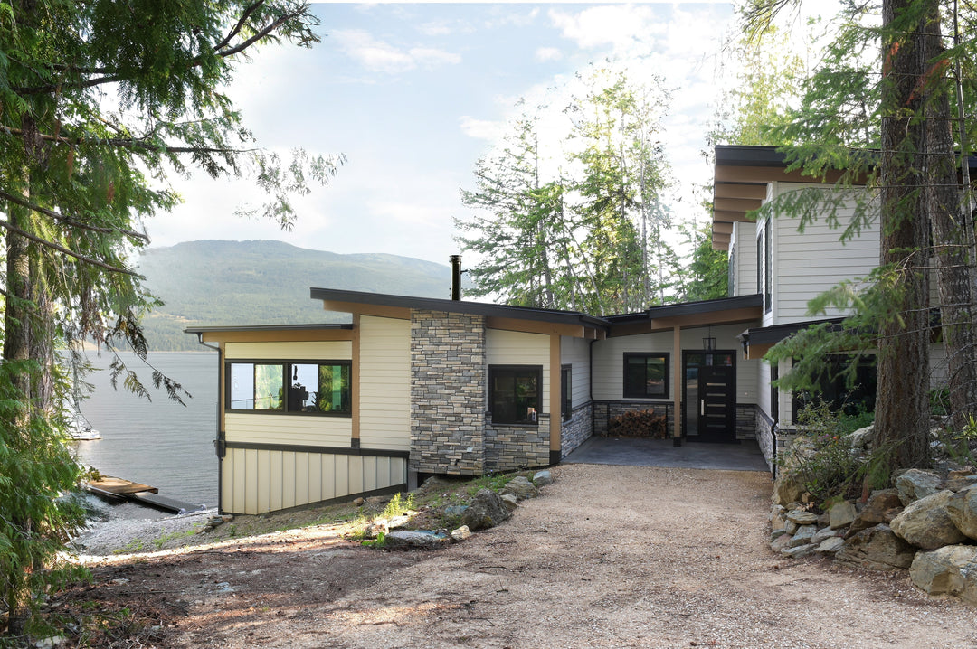 2026 KEYSTONE AWARD WINNER - SHUSWAP LUXURY LAKEHOUSE