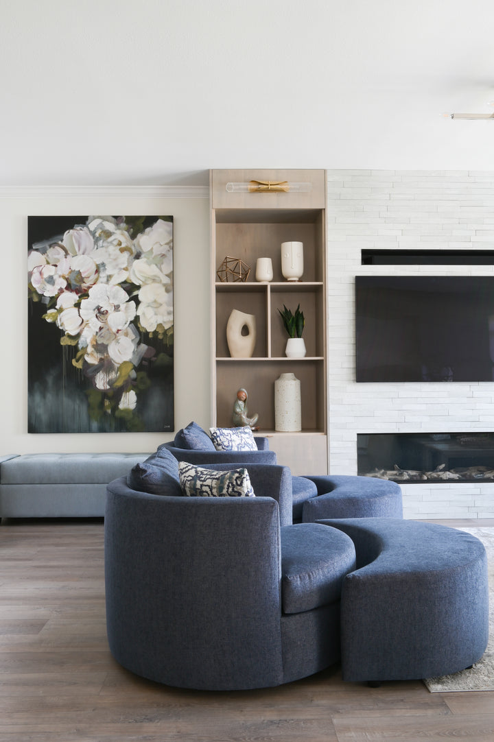 Cuddle Swivel Armchair