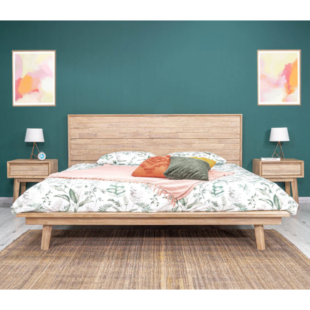 Gia Bed, Light Driftwood - Queen Or King