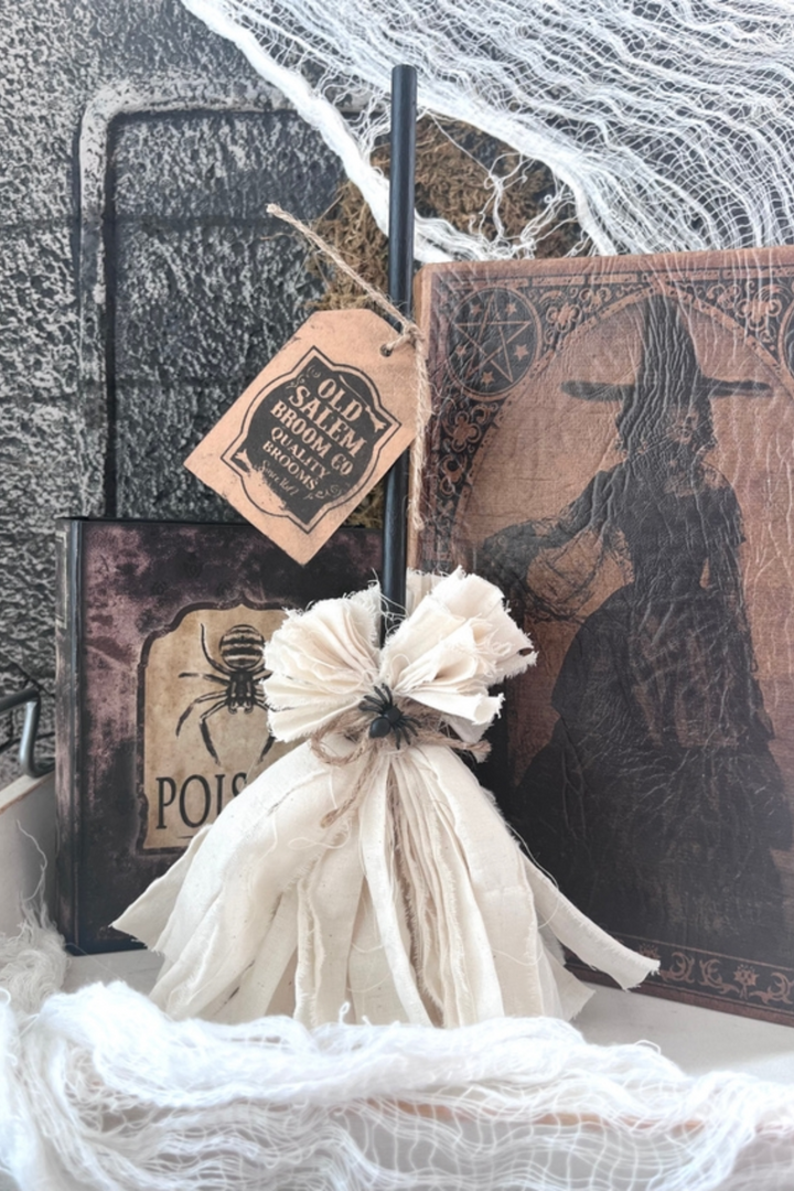 12" Primitive Witch Broom Halloween
